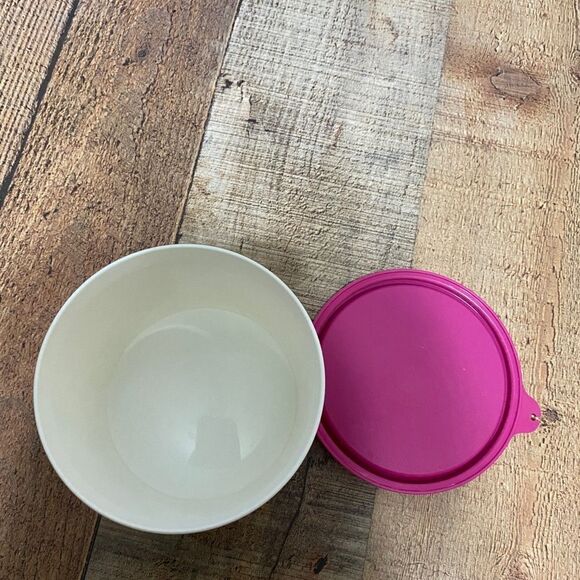 Vintage Disney Tupperware Princess Container Rare‎ 1980's Nostalgia Retro - Picture 5 of 9